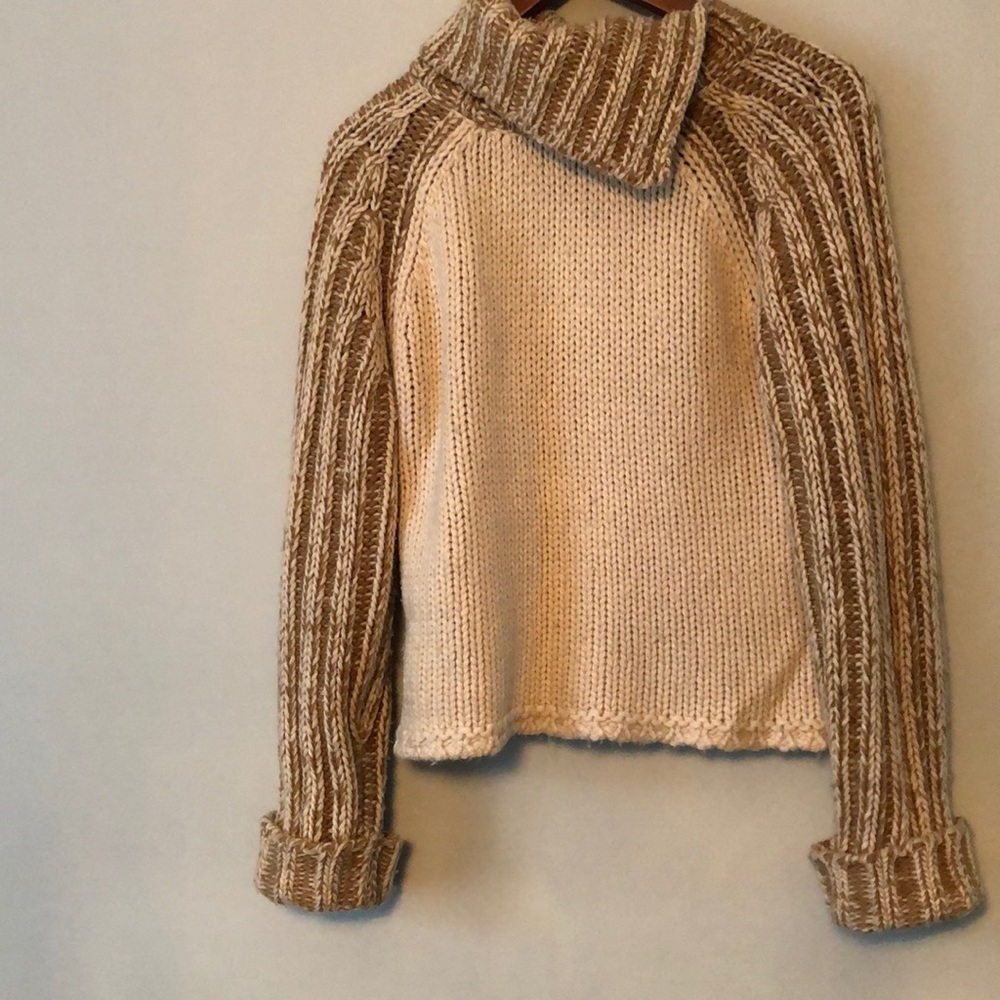 Sweater - Picture 3 of 3